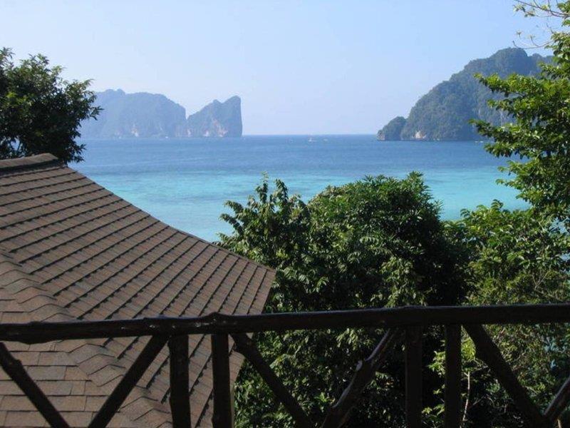 Phi Phi Bayview Premier Resort Exterior photo