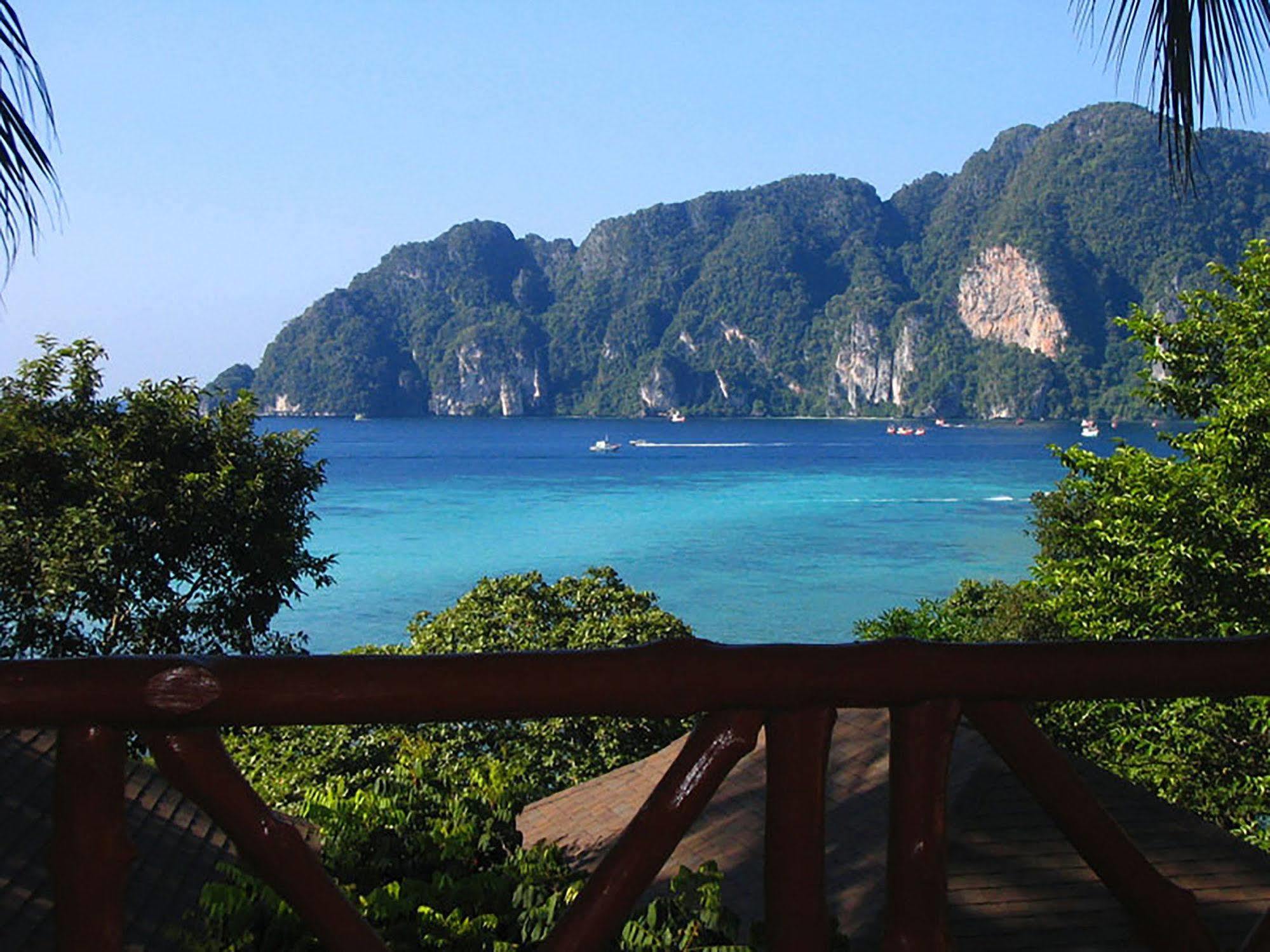 Phi Phi Bayview Premier Resort Exterior photo